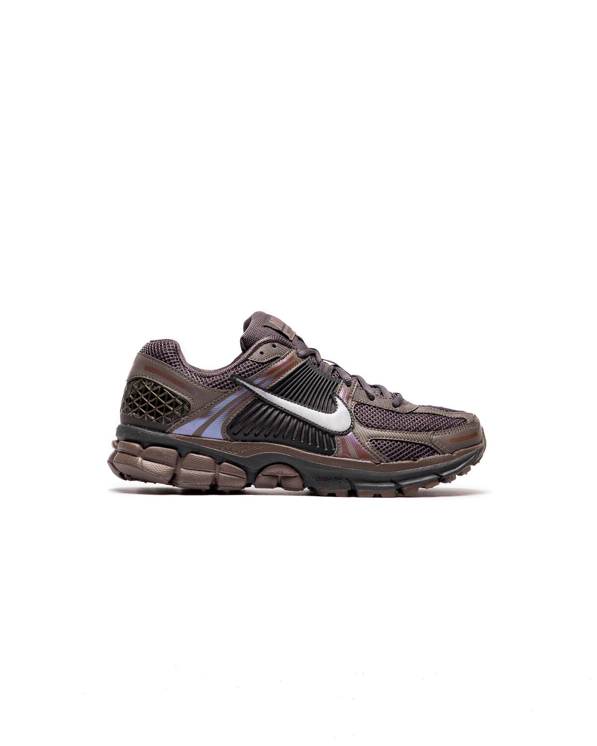 靴 W NIKE Zoom Vomero5 PRM nike-zoom-vomero-5-cave-stone-